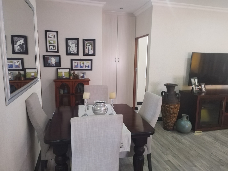 2 Bedroom Property for Sale in Doringkruin North West